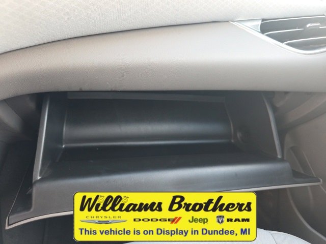 Used 2018 Chevrolet Malibu LT image 22