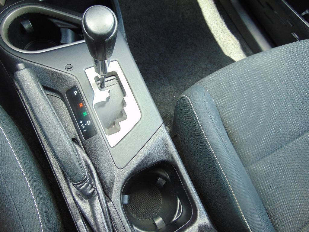 Used 2016 Toyota RAV4 XLE AWD/4WD image 17