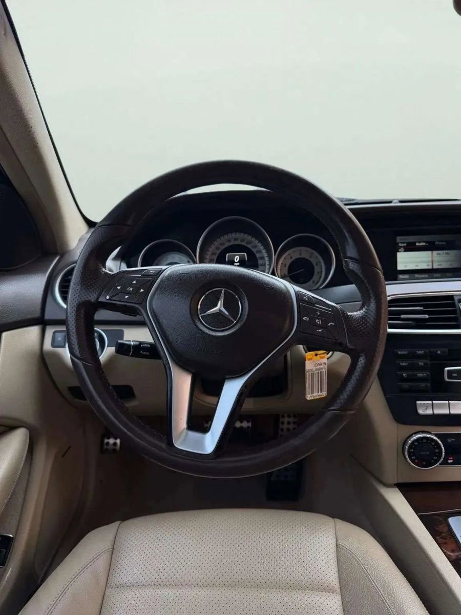 Used 2015 Mercedes-Benz C 250 Coupe image 28