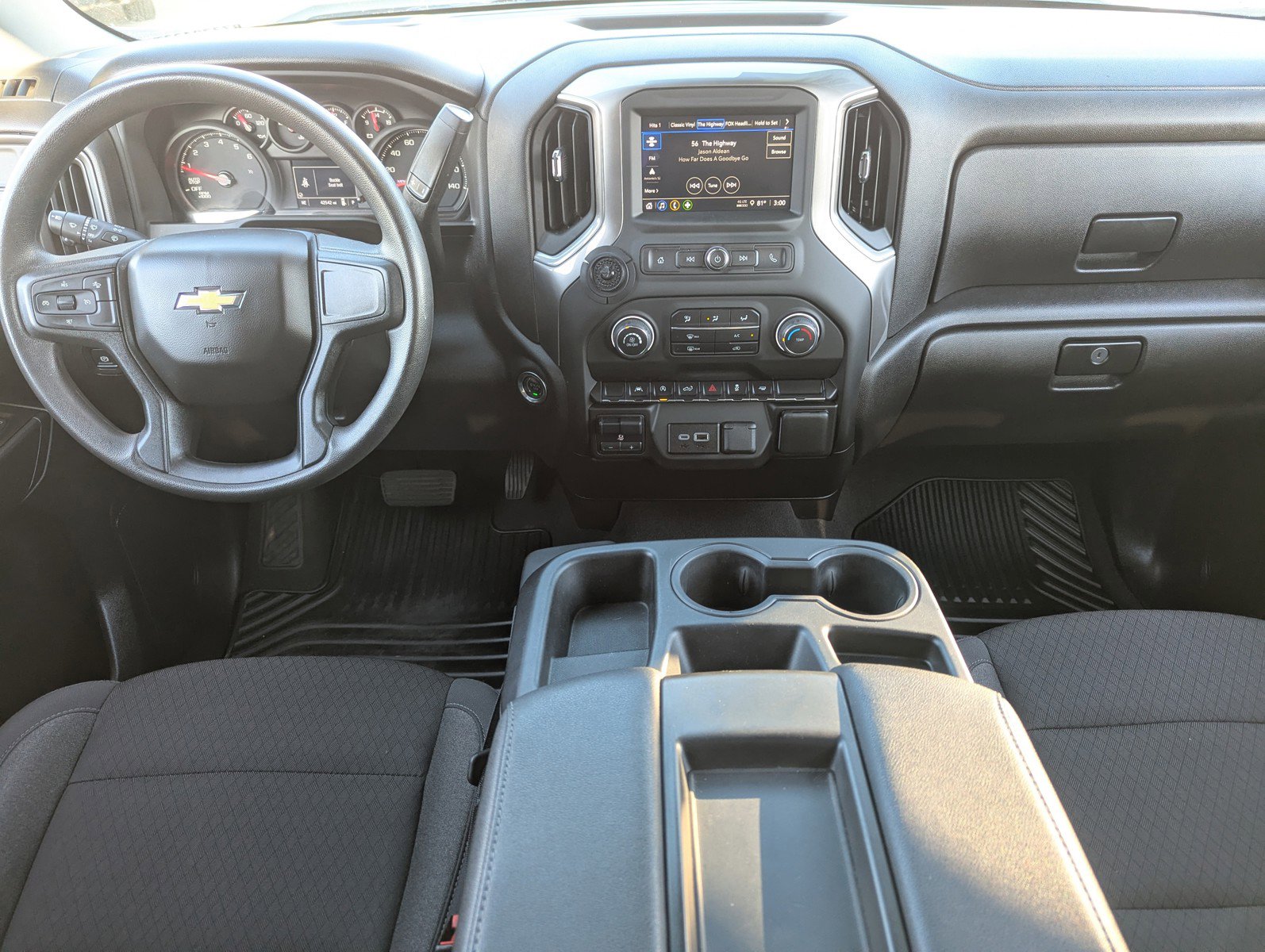 Certified 2024 Chevrolet Silverado 1500 Custom w/ LPO, Dark Essentials Package image 14