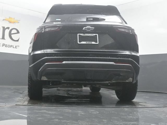 New 2026 Chevrolet Equinox ACTIV w/ Convenience Package III FWD image 32