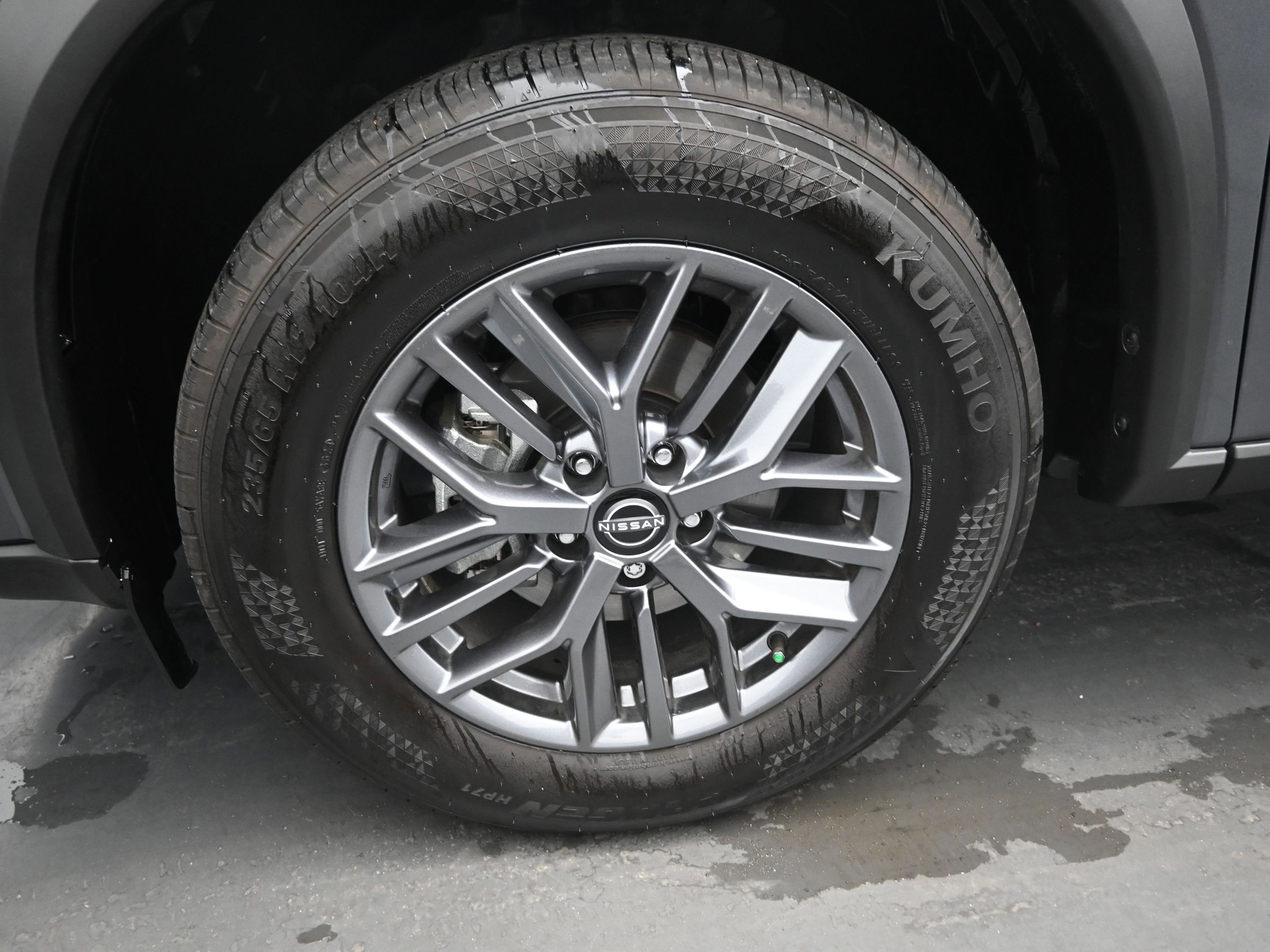 Certified 2025 Nissan Rogue S image 9