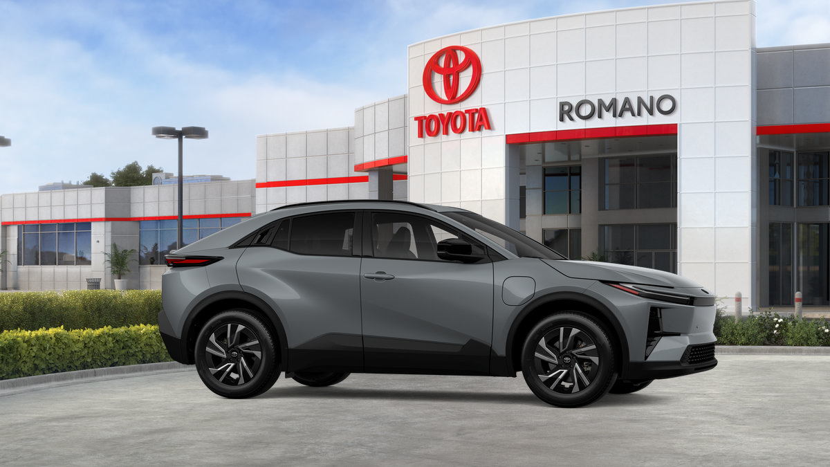 New 2026 Toyota C-HR AWD/4WD image 38