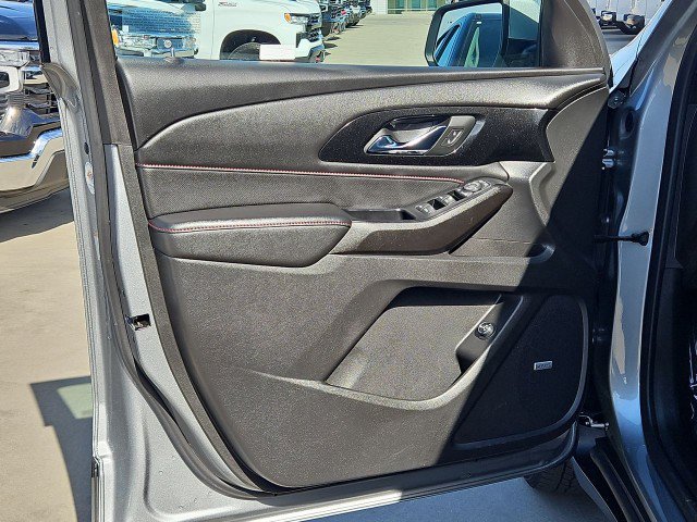 Used 2023 Chevrolet Traverse RS AWD/4WD image 21