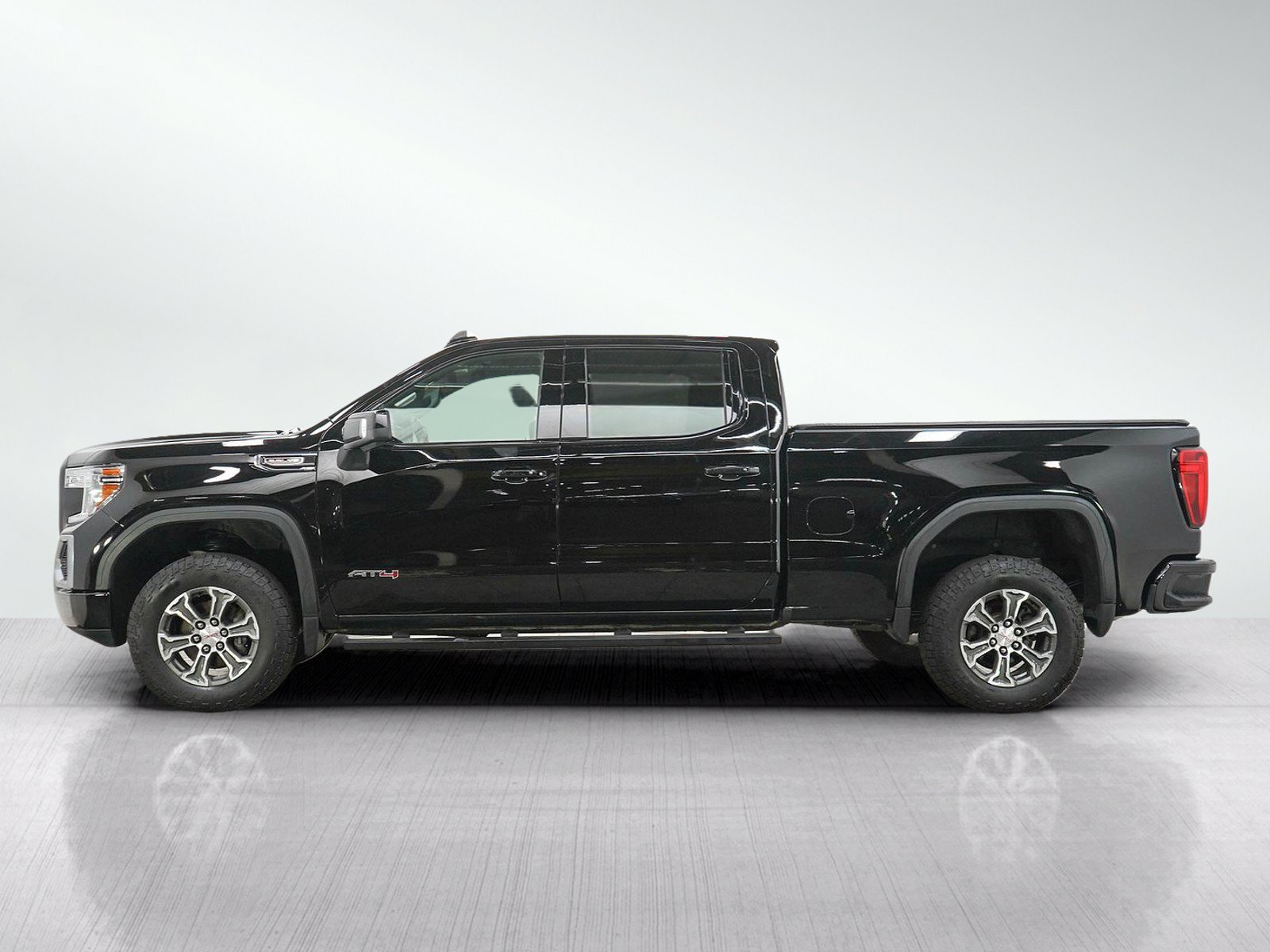 Used 2021 GMC Sierra 1500 AT4 AWD/4WD image 2
