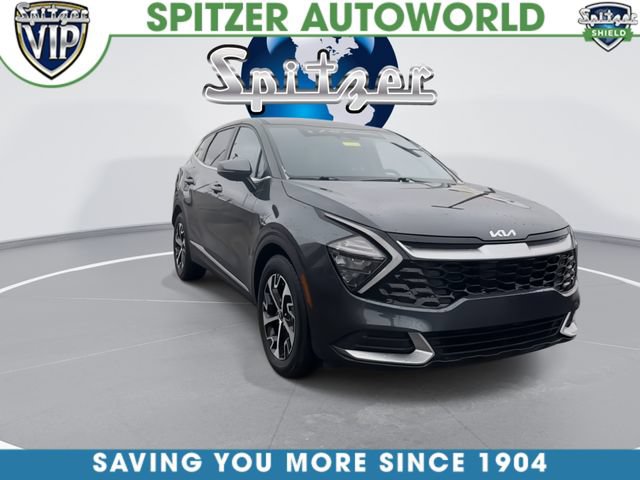 Used 2023 Kia Sportage EX FWD image 3