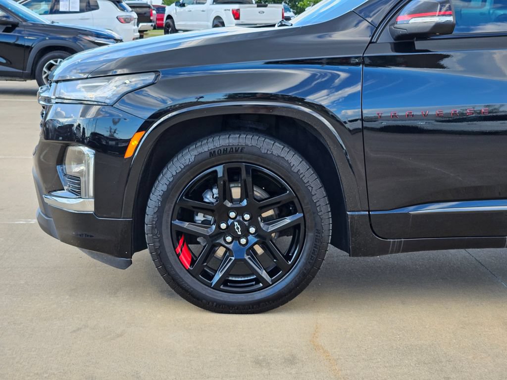Used 2023 Chevrolet Traverse Premier w/ Redline Edition AWD/4WD image 13