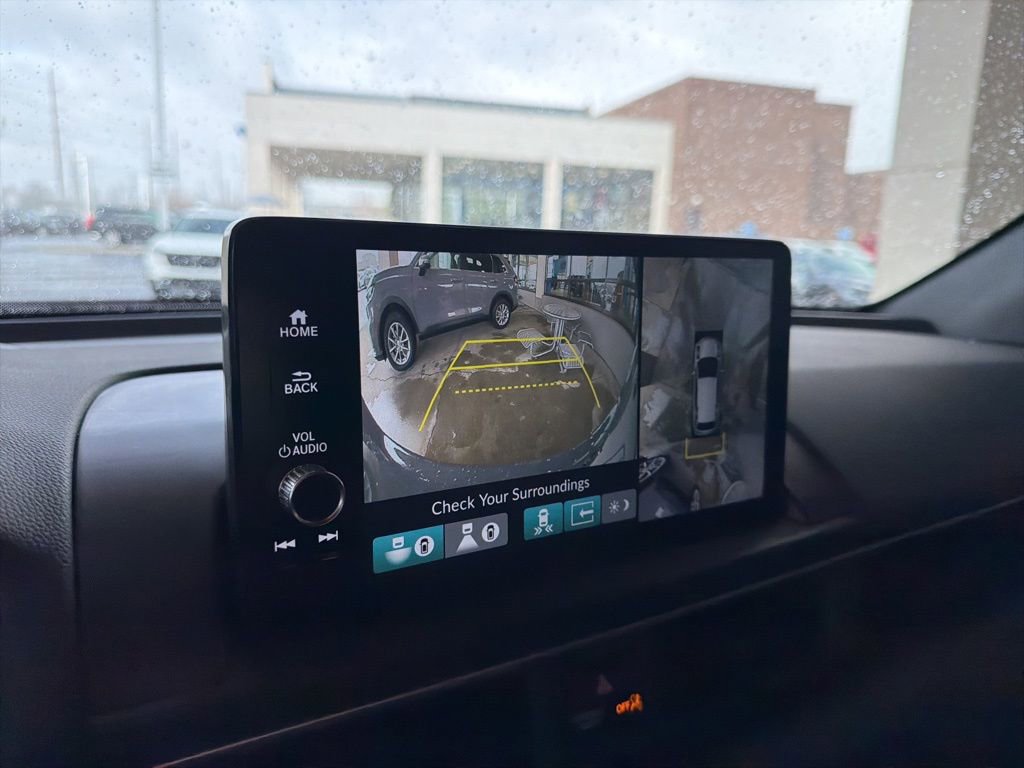 Certified 2025 Honda Pilot Black Edition image 30