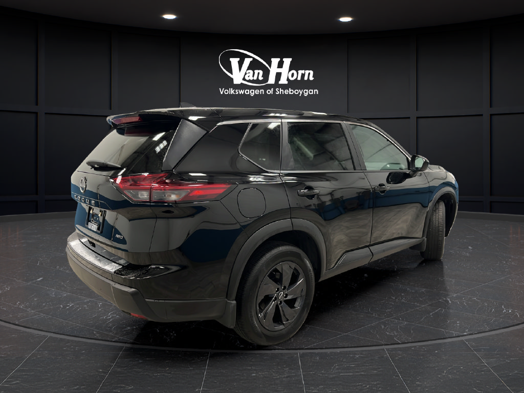 Used 2026 Nissan Rogue SV w/ Cold Weather Package AWD/4WD image 7