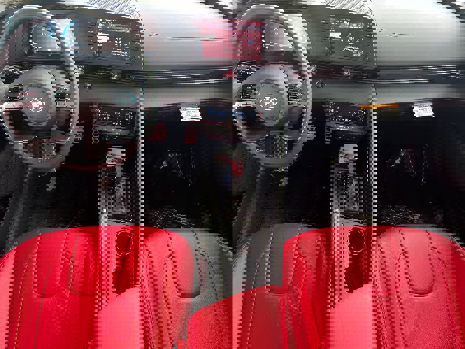 New 2026 Hyundai Elantra Sport image 4