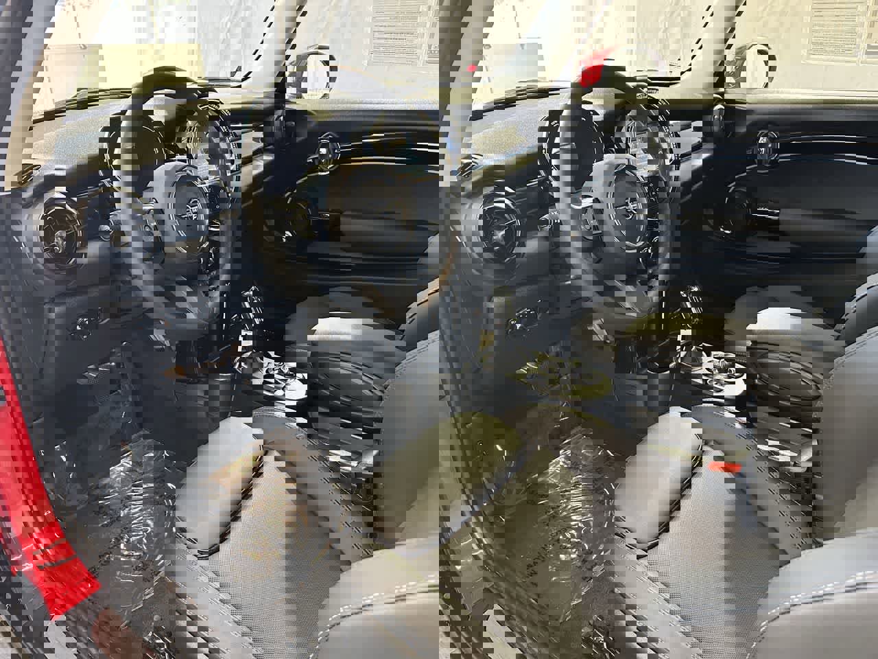 Certified 2024 MINI Cooper SE image 9