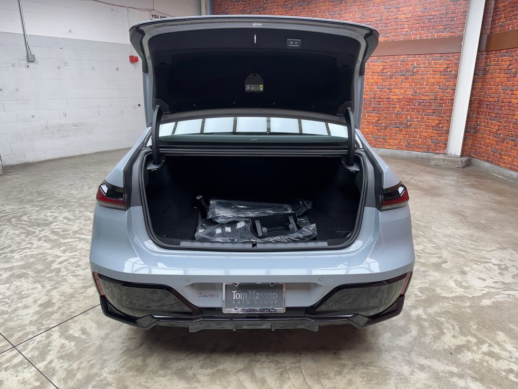 New 2026 BMW 740i xDrive AWD/4WD image 24