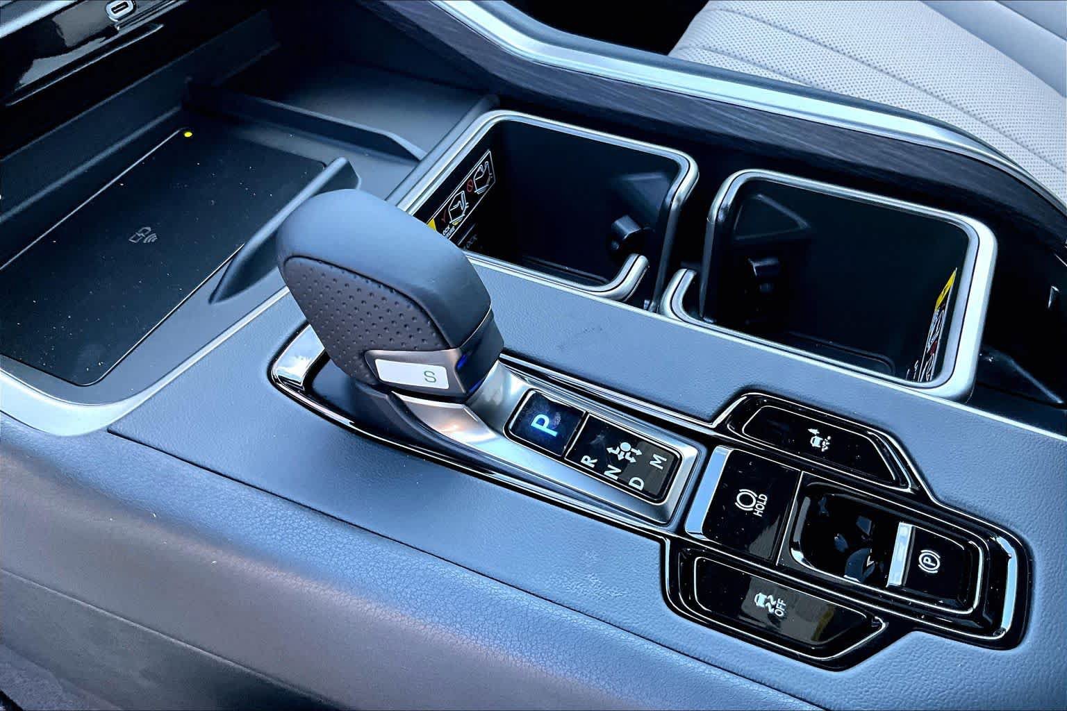 New 2026 Lexus TX 500h AWD image 11