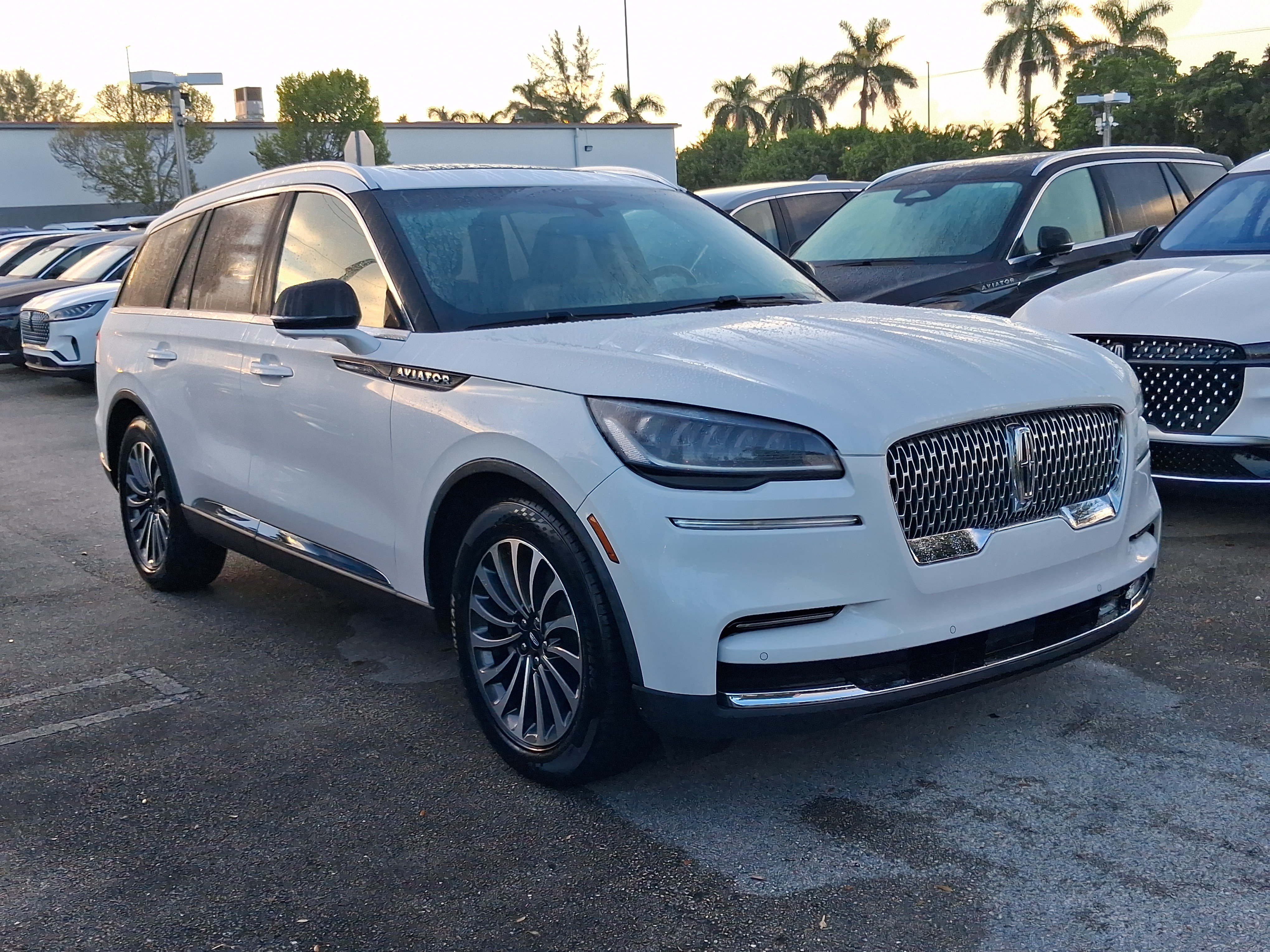 Certified 2022 Lincoln Aviator Reserve w/ Elements Package Plus RWD image 23