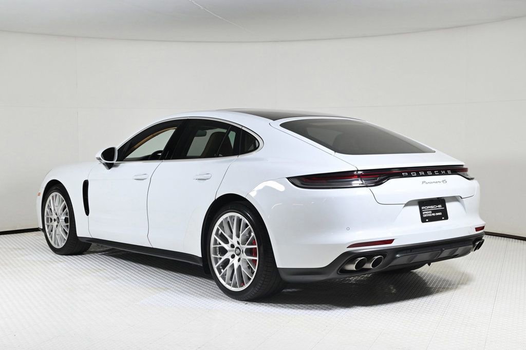 Certified 2023 Porsche Panamera 4S image 3