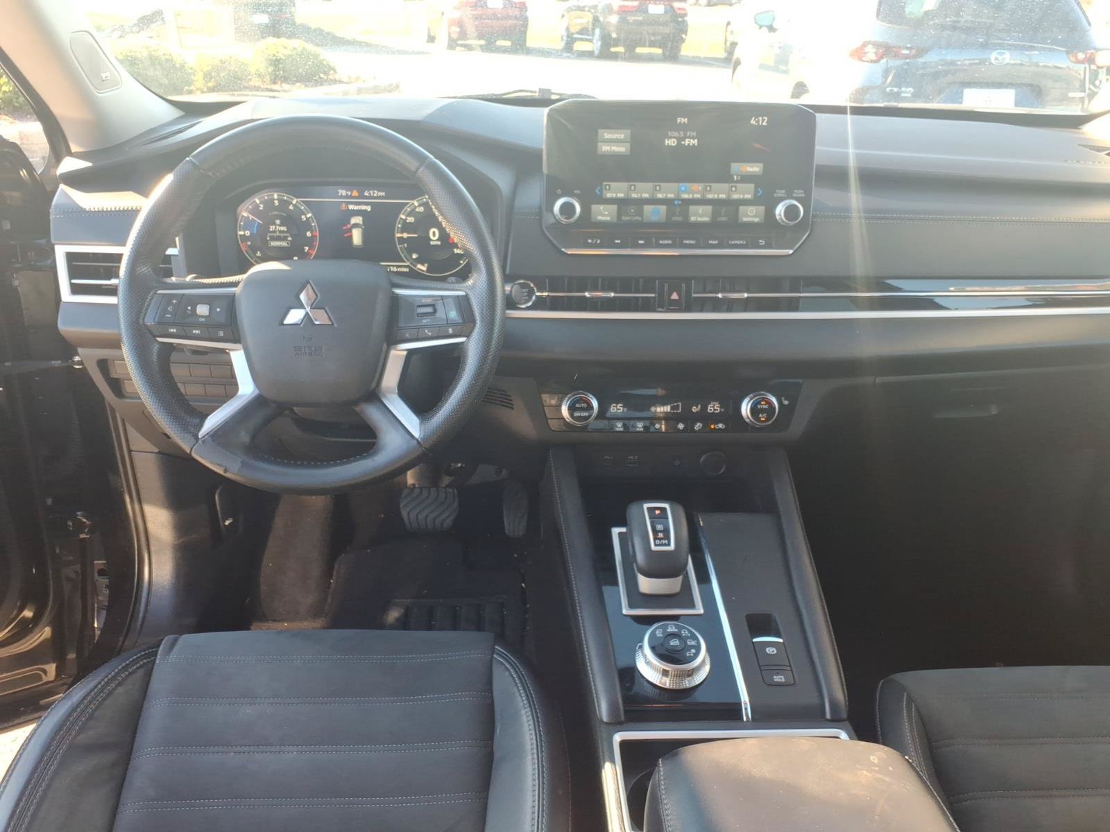 Used 2022 Mitsubishi Outlander SE FWD image 12