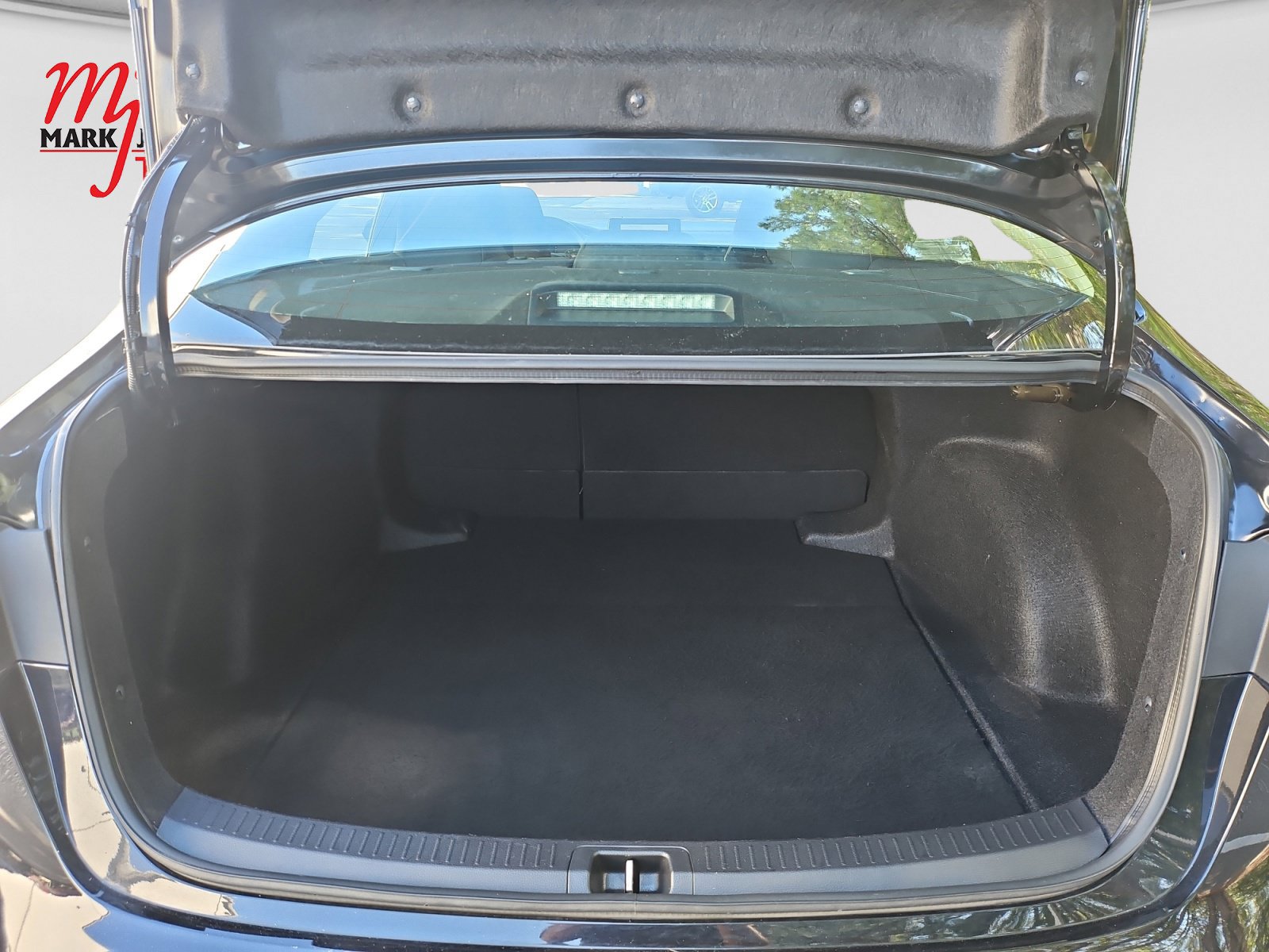 Used 2023 Toyota Corolla LE FWD image 19