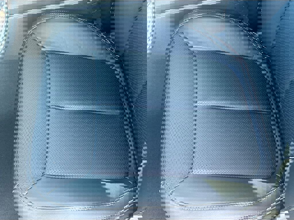 New 2025 Jeep Grand Cherokee Overland w/ Trailer Tow Package image 22