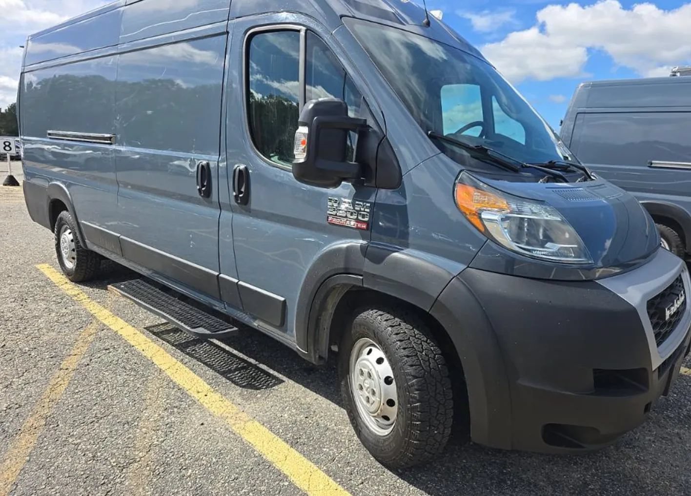 Used 2020 RAM ProMaster 3500 FWD image 4