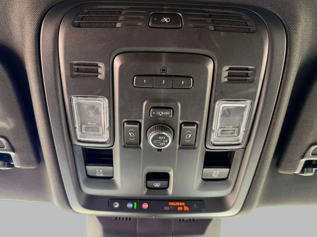 Used 2024 Cadillac Escalade ESV Sport AWD/4WD image 30