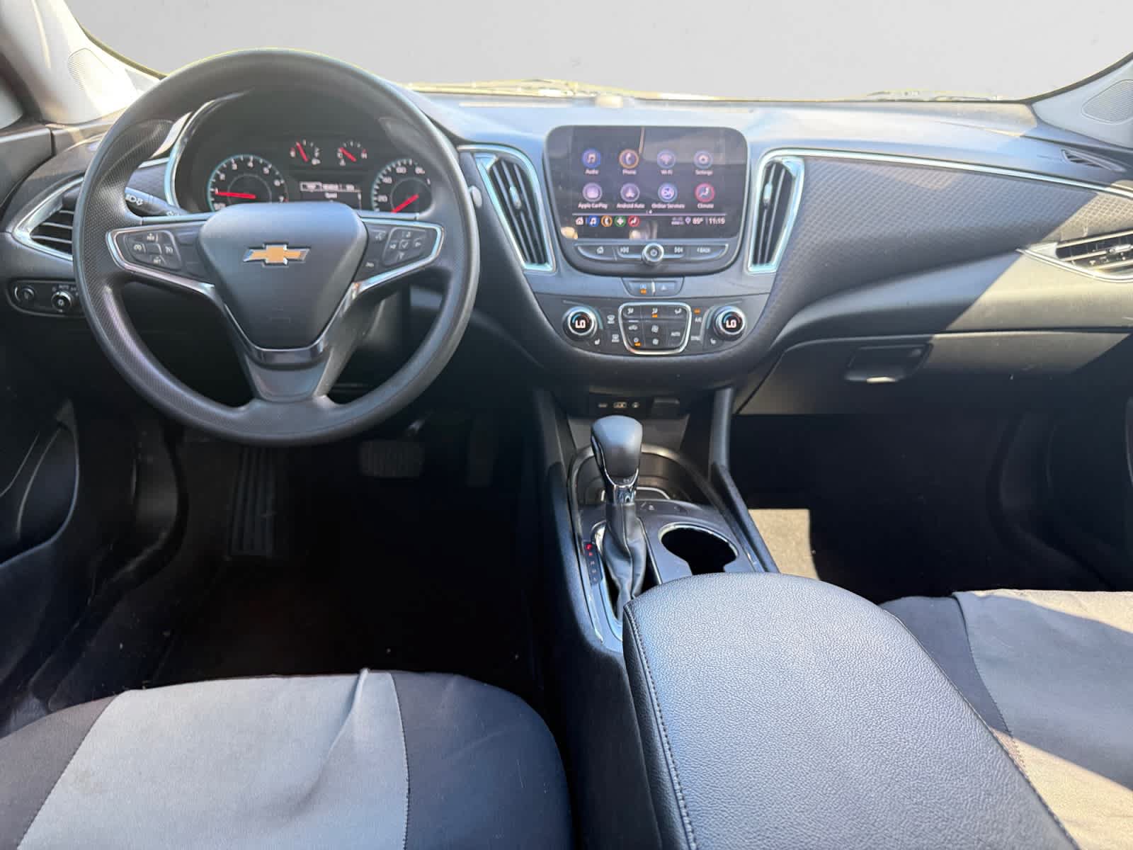 Used 2021 Chevrolet Malibu LT FWD image 10