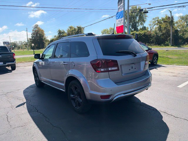 Used 2020 Dodge Journey Crossroad w/ Popular Equipment Group FWD image 9