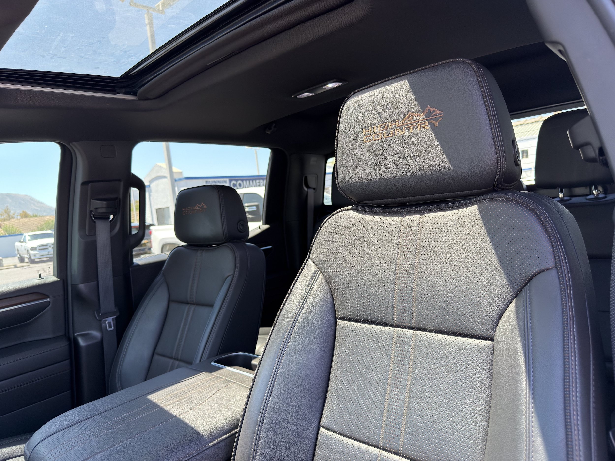 Used 2024 Chevrolet Silverado 1500 High Country w/ High Country Premium Package AWD/4WD image 35