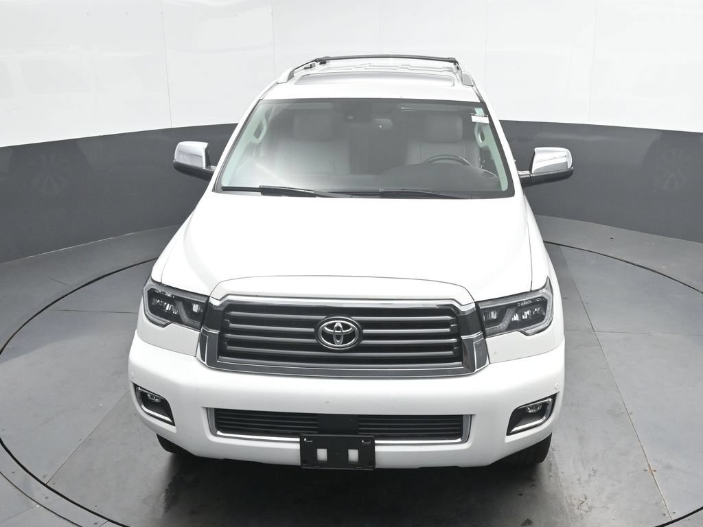 Used 2018 Toyota Sequoia Limited w/ Safety & Convenience Package AWD/4WD image 29