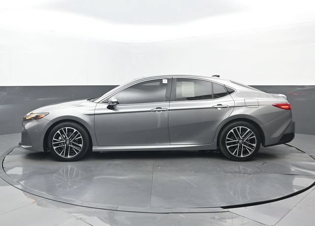 Used 2026 Toyota Camry XLE w/ Premium Plus Package FWD image 21