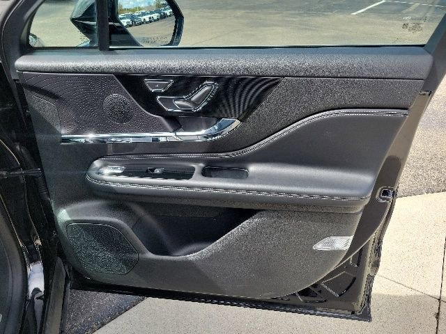 Certified 2024 Lincoln Corsair AWD image 26