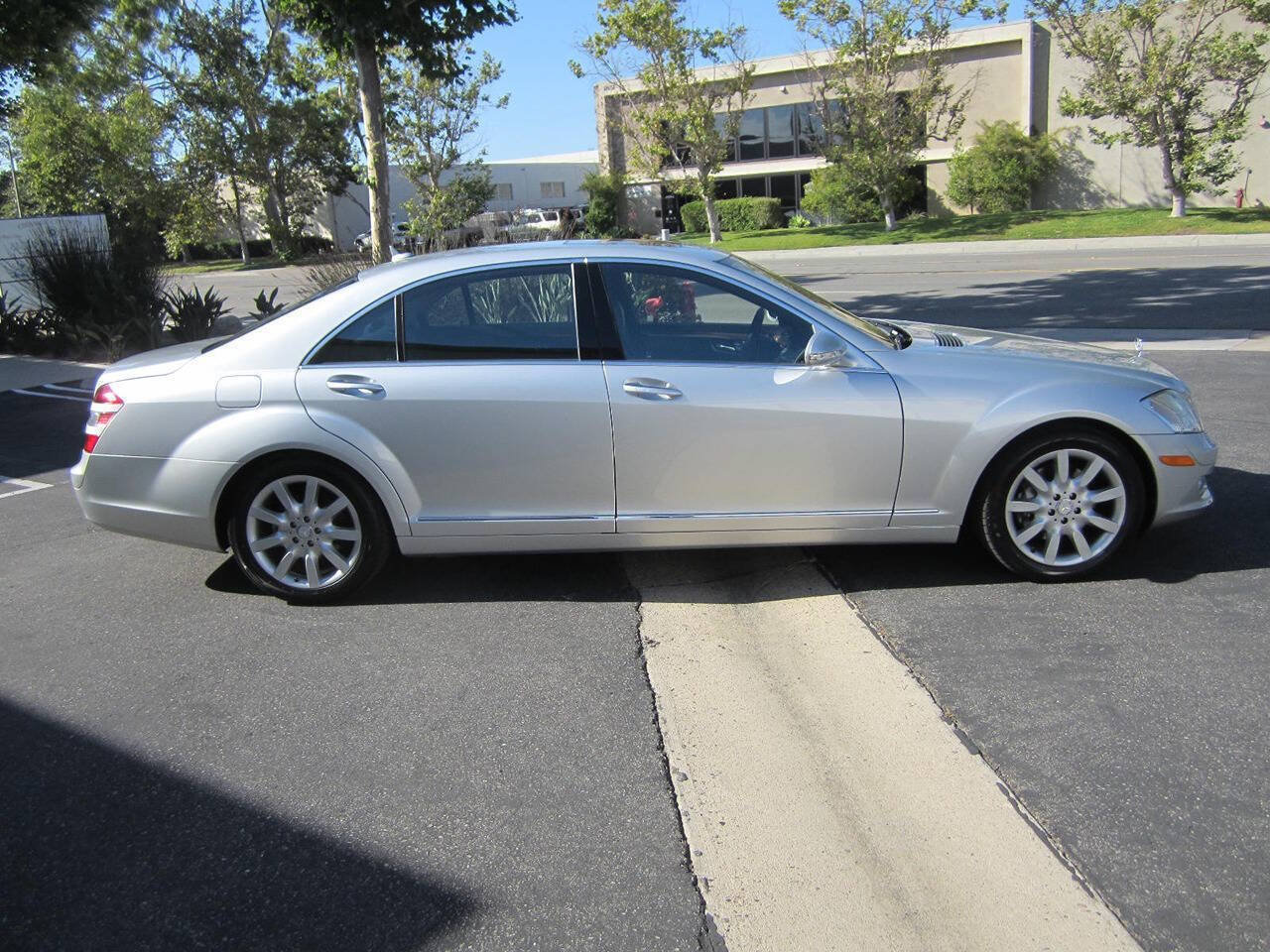 Used 2008 Mercedes-Benz S 550 image 3