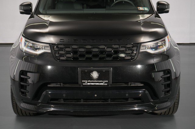 Used 2024 Land Rover Discovery Dynamic SE AWD/4WD image 5