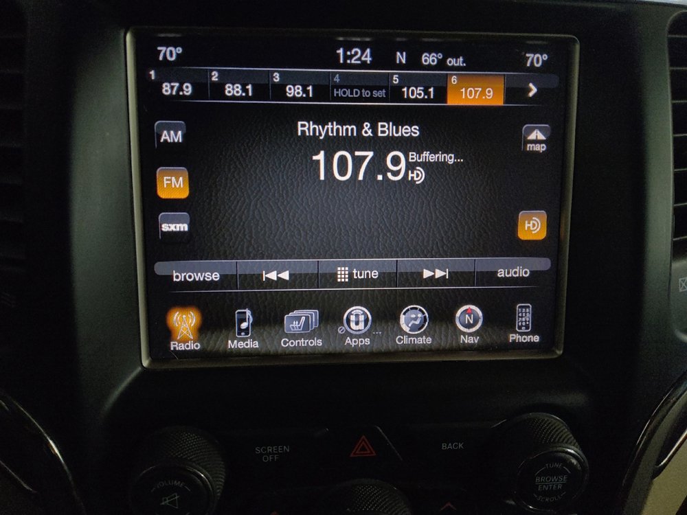 Used 2016 Jeep Grand Cherokee Overland w/ Advanced Technology Group image 25