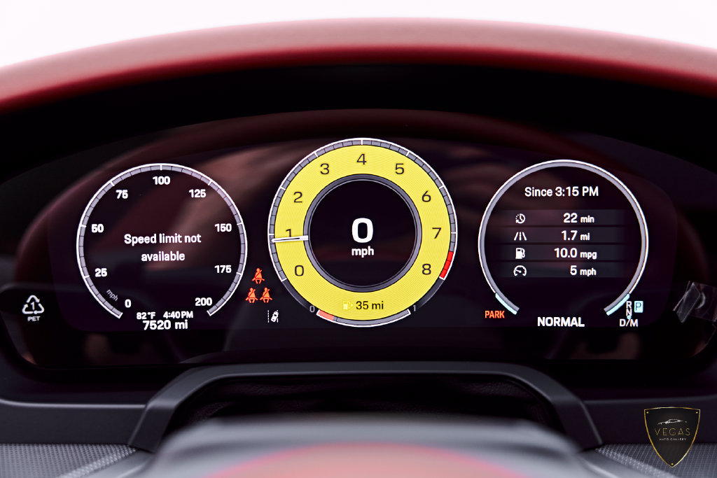 Used 2025 Porsche 911 Carrera RWD image 69