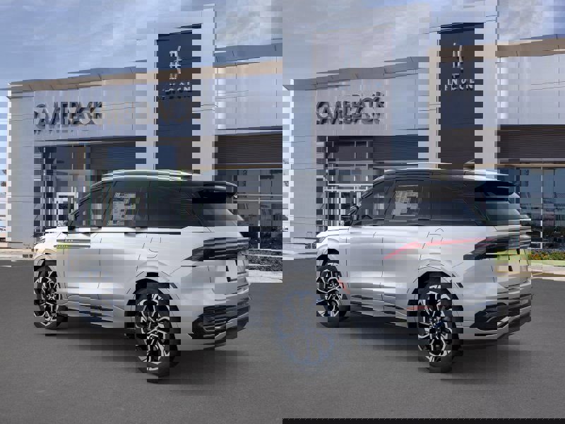 New 2026 Lincoln Nautilus Reserve image 26