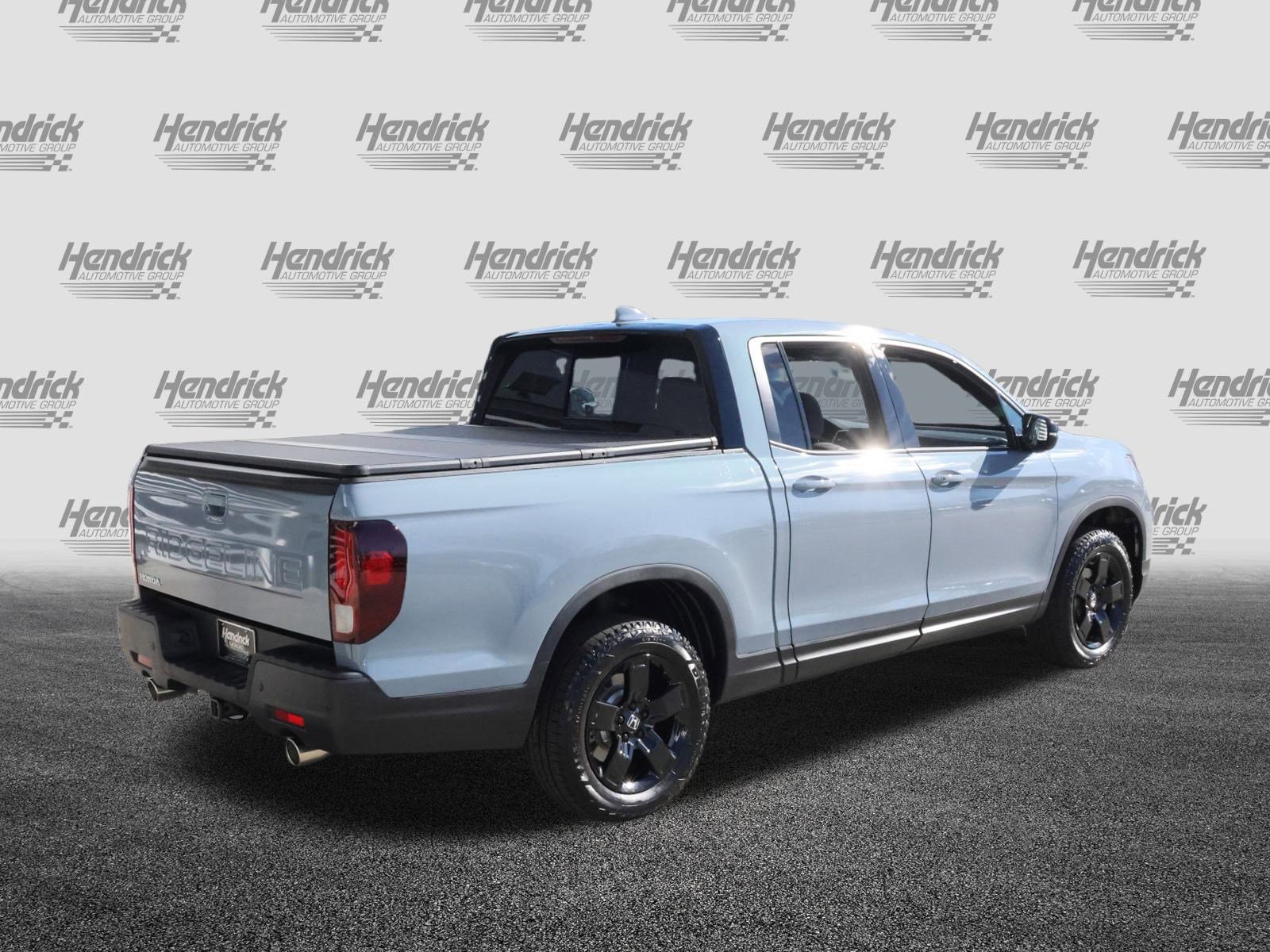 Used 2025 Honda Ridgeline Black Edition image 9