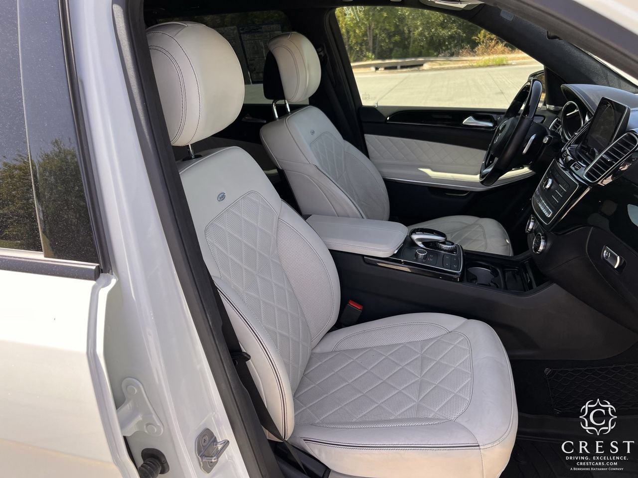 Used 2018 Mercedes-Benz GLS 550 4MATIC image 25