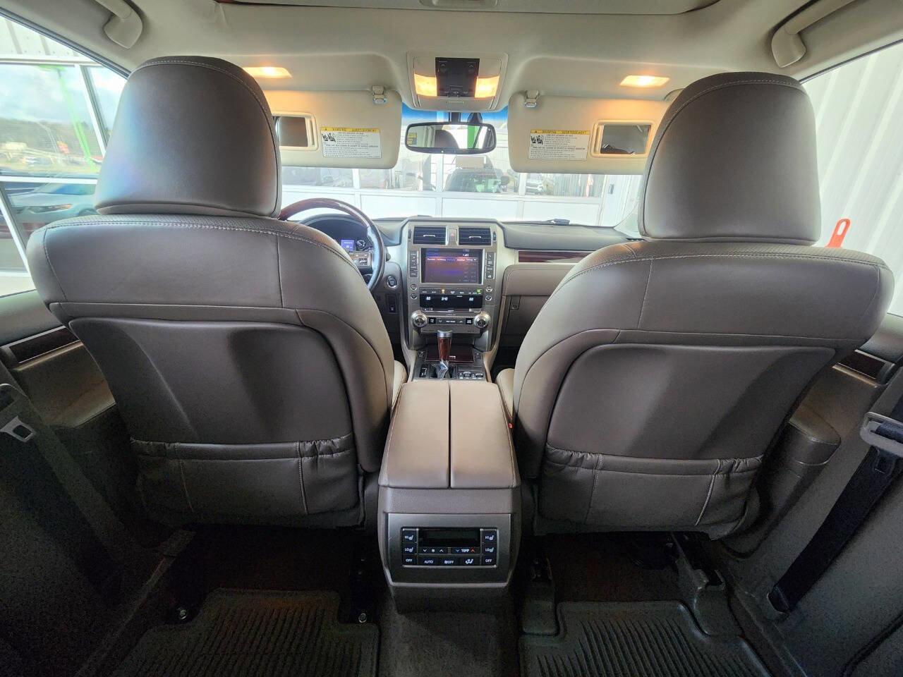 Used 2017 Lexus GX 460 Base AWD 4dr SUV image 24