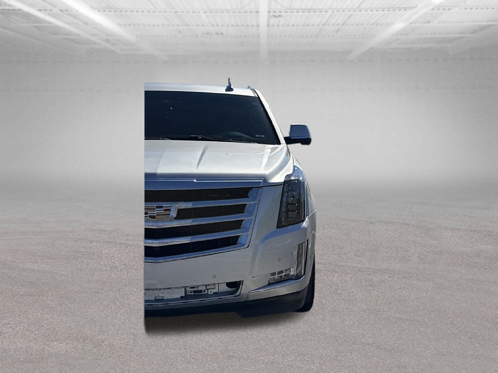 Used 2020 Cadillac Escalade Luxury RWD image 44