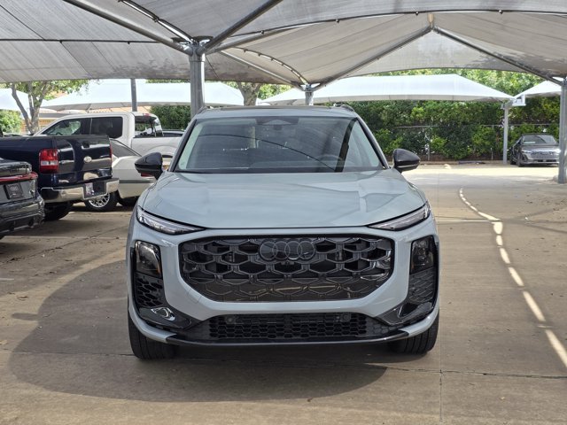 New 2026 Audi Q3 quattro 2.0T w/ 20" Wheel Package AWD/4WD image 2
