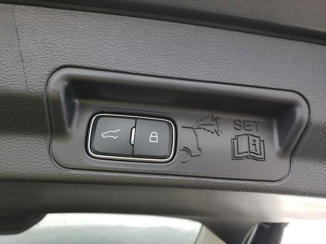 New 2026 Ford Explorer Active image 9