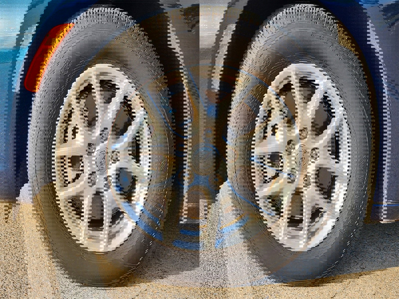 Certified 2024 Chrysler Pacifica Touring-L image 19