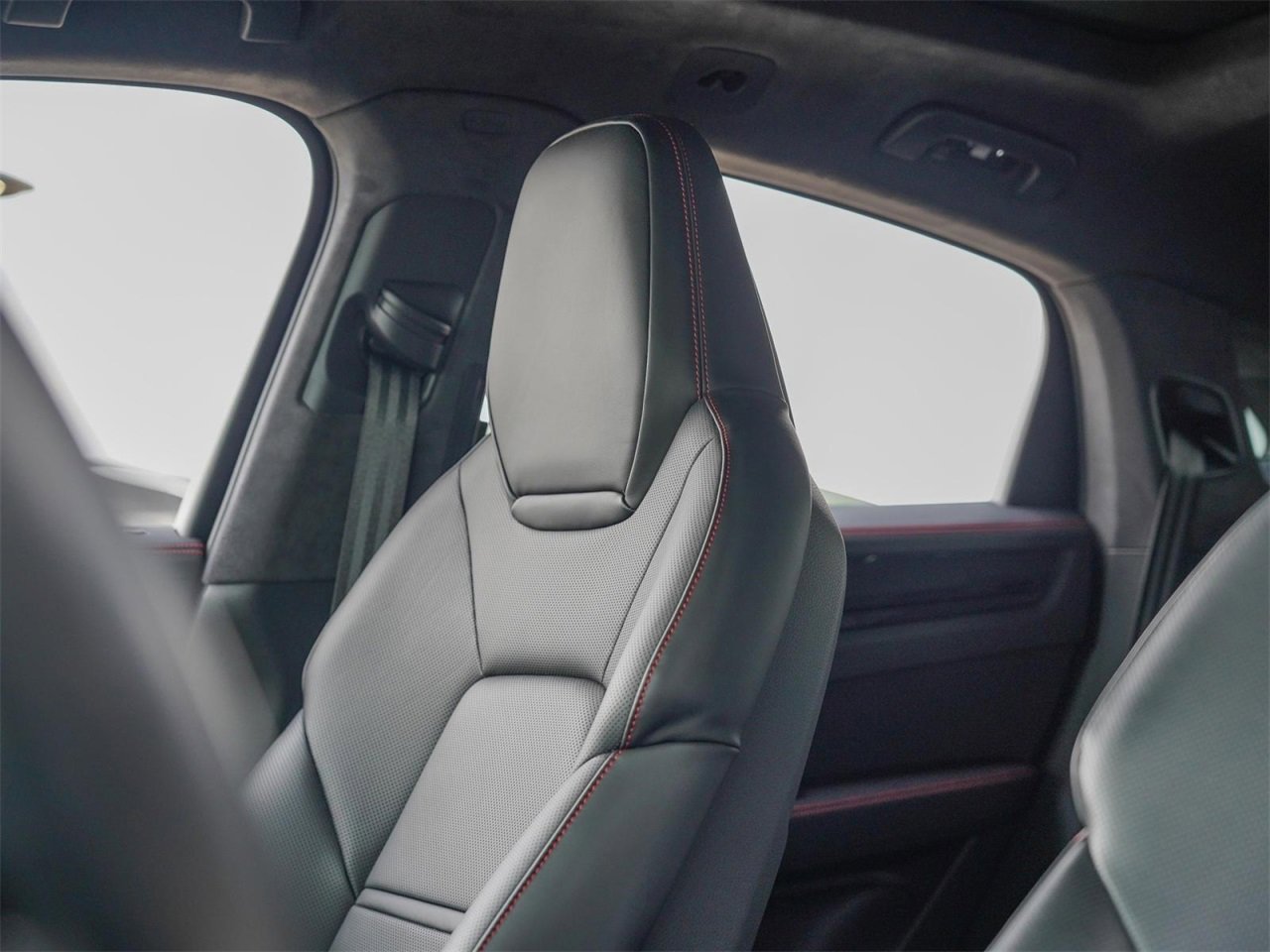 Certified 2023 Porsche Cayenne GTS image 17