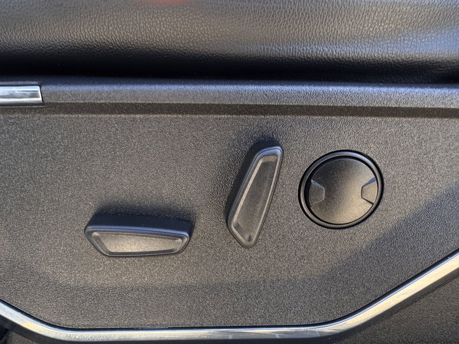 Used 2024 Ford F250 Lariat w/ Lariat Ultimate Package image 28