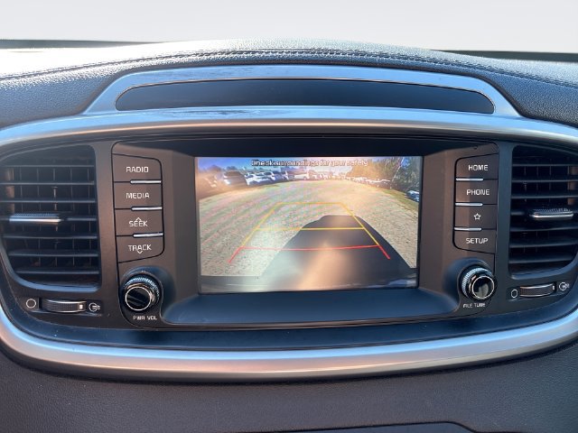 Used 2019 Kia Sorento L FWD image 17