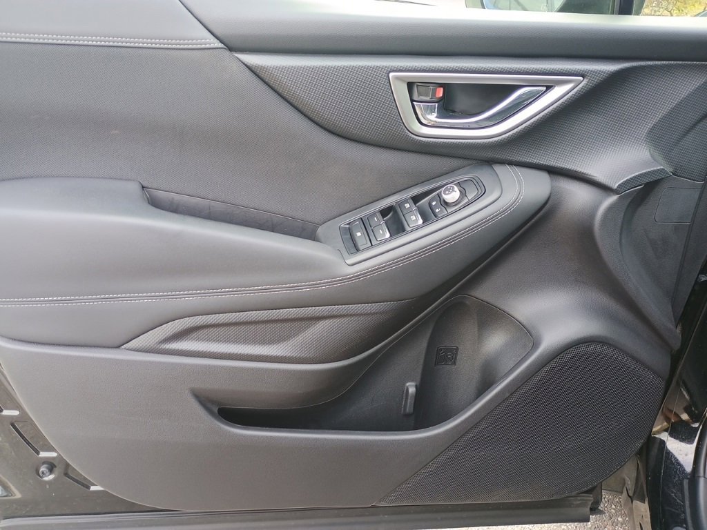 Used 2020 Subaru Forester Premium image 11