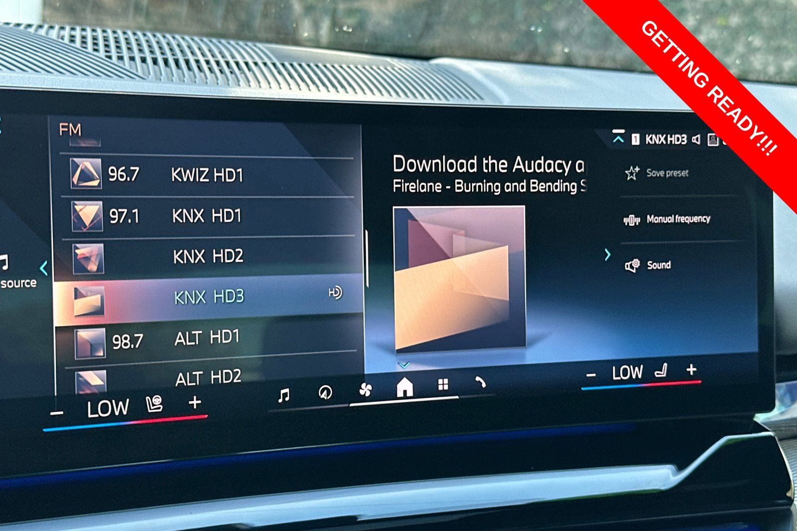 Used 2025 BMW i5 eDrive40i w/ M Sport Package image 17