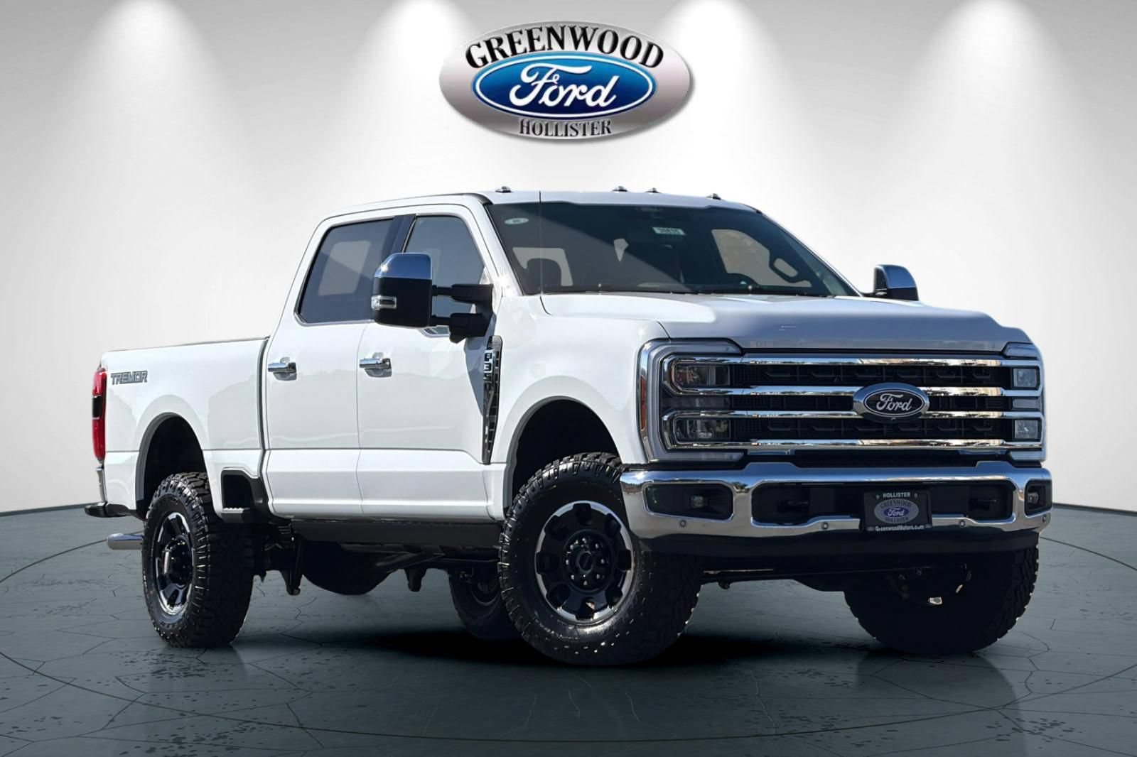 New 2027 Ford F350 King Ranch w/ Tremor Off-Road Package AWD/4WD image 2