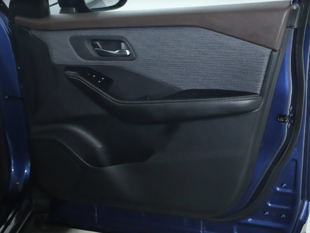 Certified 2023 Nissan Rogue SV AWD/4WD image 33