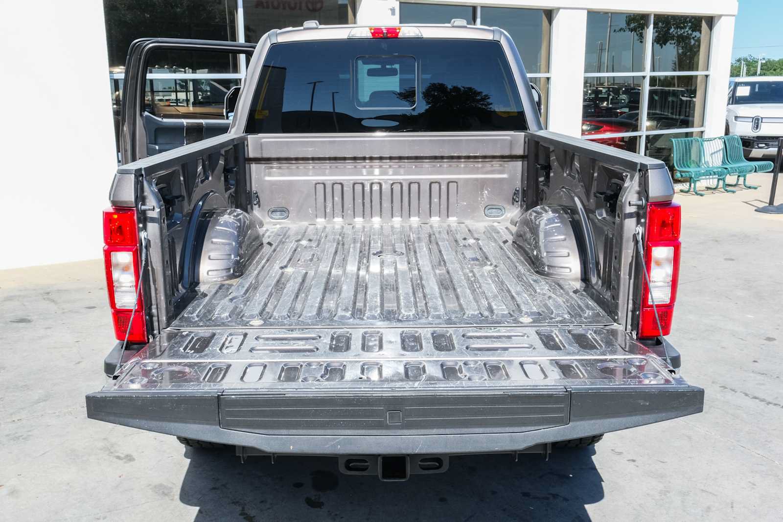 Used 2022 Ford F350 Lariat w/ Lariat Ultimate Package AWD/4WD image 53